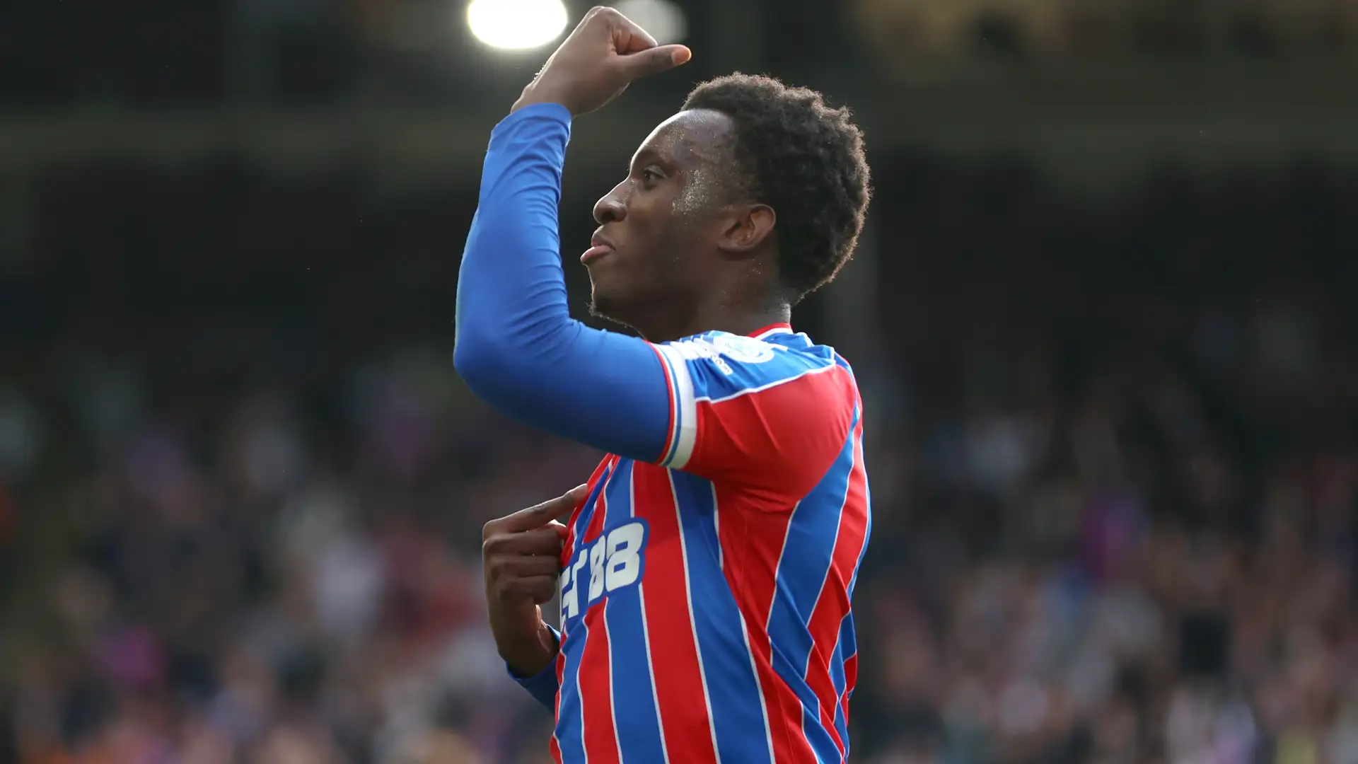 Crystal Palace hero Eddie Nketiah received "thank you messages" from his former club Arsenal after he scored a last-gasp winner against the Gunners' title rivals Liverpool on Saturday. Ismaila Sarr opened the scoring for Palace before Federico Chiesa equalised in the 87th minute. Nketiah, however, stole the limelight in the end by scoring a crucial late goal.