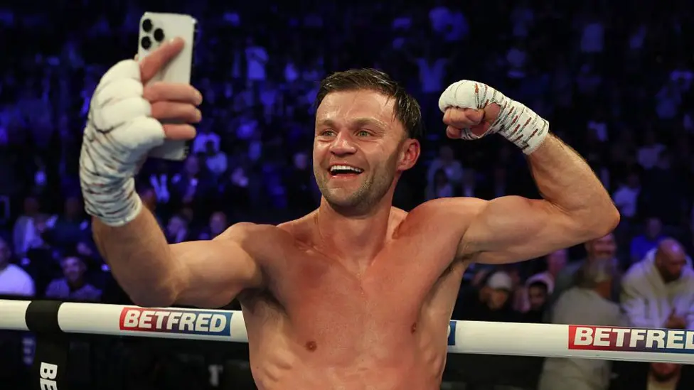 Josh Padley will fight in front of his home support at Sheffield Arena on Saturday