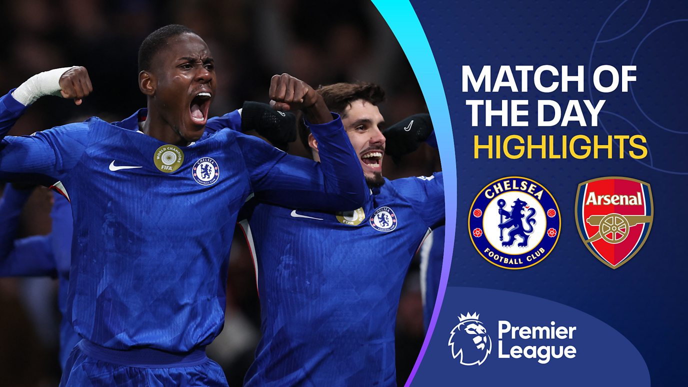 10-man Chelsea hold Arsenal to draw in feisty London derby