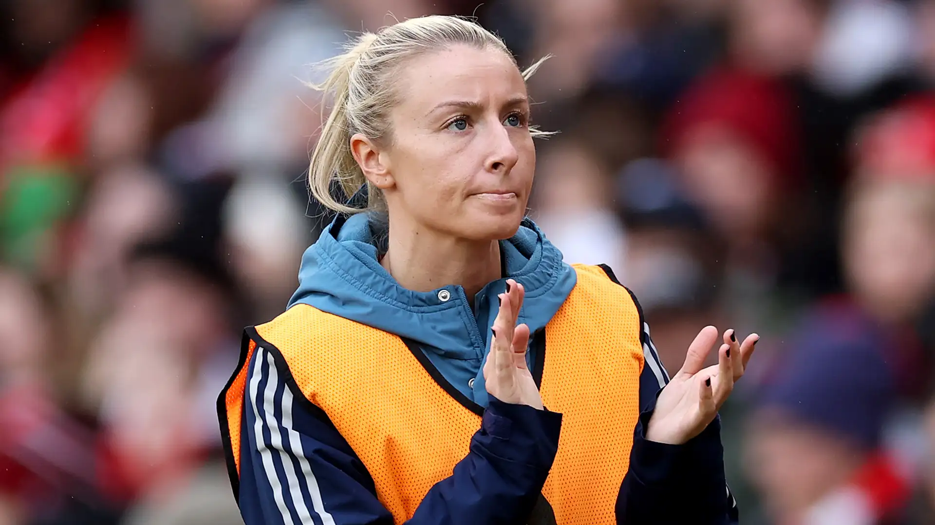 Arsenal captain Leah Williamson returned to action for the first time in four months following a knee injury. The 28-year-old sustained the issue during the Lionesses' Euro 2025 final triumph over Spain and has not featured since then. However, she is back playing after coming off the bench in the Gunners' 3-1 Women's Super League win at Everton on Saturday.