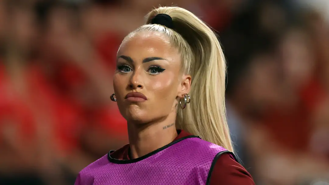 Alisha Lehmann is on the brink of a sensational return to the Women’s Super League after being spotted training with Leicester City on Wednesday. The world’s most-followed female footballer is set to leave Italian side Como to bolster the Foxes’ ranks as they look to secure their top-flight status, with a potential debut against former club West Ham United pencilled in for this Sunday.