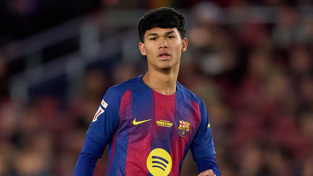 Joan Laporta has launched a scathing attack on the representative of Dro Fernandez following the teenager's move from Barcelona to Paris Saint-Germain. He feels personally let down by the manner in which the €8 million deal was orchestrated behind the club's back.