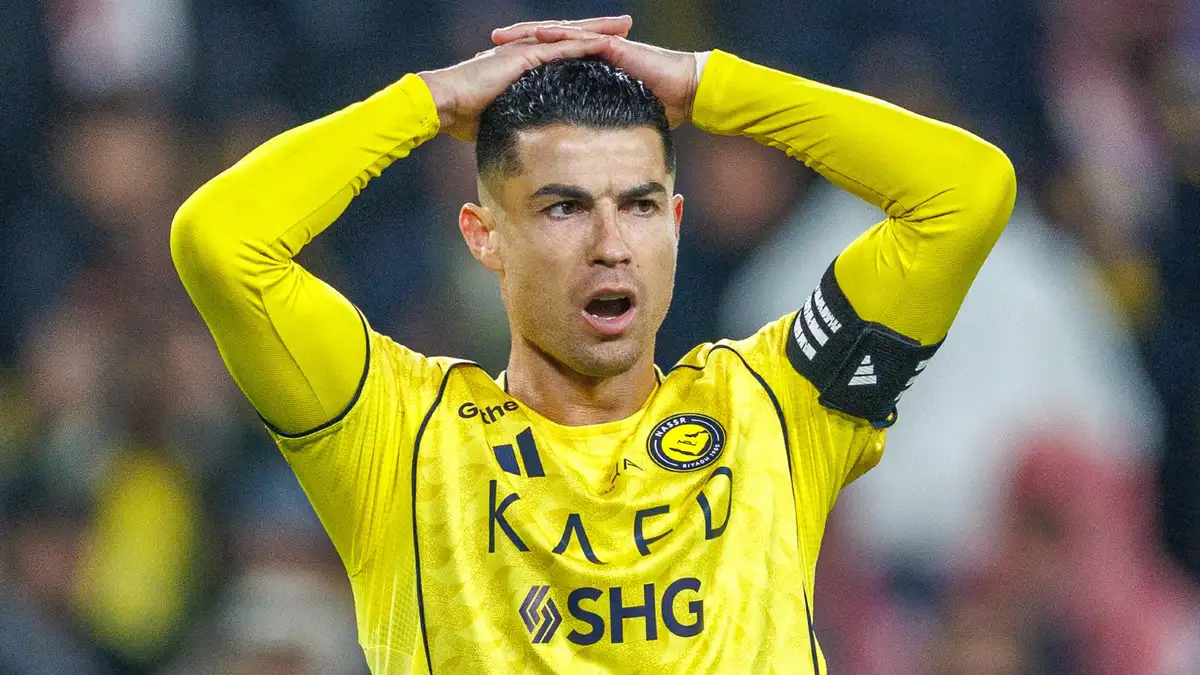 Cristiano Ronaldo has long been linked with a glamorous move to Major League Soccer to wrap up his legendary career, but one USMNT icon believes that ship has sailed. As the Portuguese superstar continues his journey in the Saudi Pro League, questions are being asked about whether he has the physical longevity to ever touch down in North America.