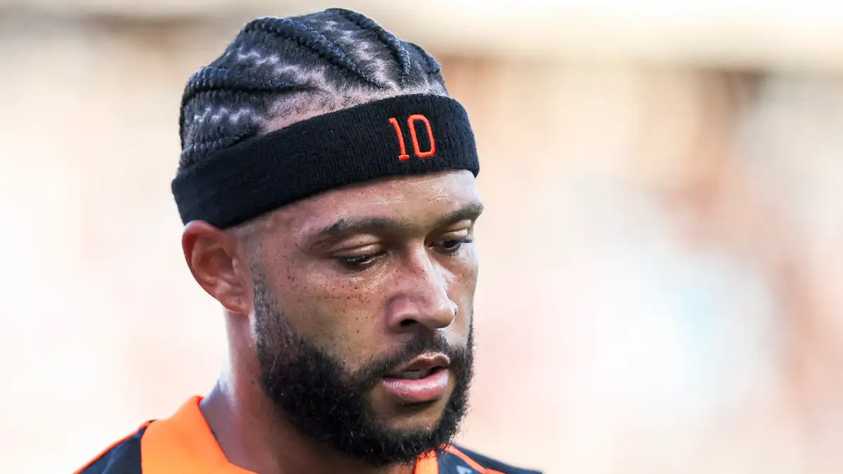 Corinthians forward Memphis Depay could become a significant absentee for the club in the upcoming rounds of the Brasileirao, and not just for medical reasons. Brazil's Superior Court of Sports Justice (STJD) has officially filed a complaint against the Dutchman after he was caught using a mobile phone on the substitutes' bench during Sunday’s match against Flamengo.