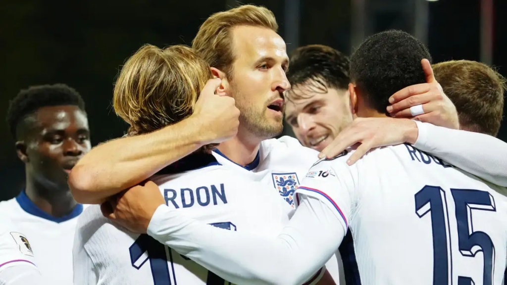 'Unnecessary & bizarre!' - FA slammed for decision to hand new England contract to Thomas Tuchel just months before World Cup
