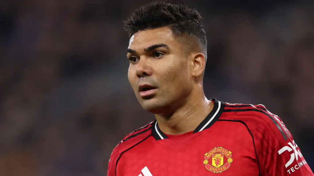 Manchester United have announced that Casemiro will be leaving as a free agent this summer, but could the Brazilian midfielder complete a dramatic U-turn and sign a new contract?