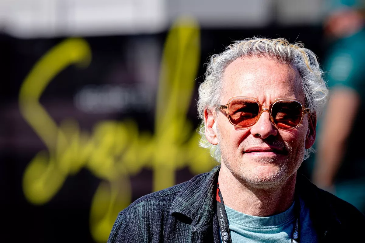 Jacques Villeneuve believes Mercedes’ 2026 car is vulnerable in dirty air despite Antonelli’s Japanese GP win, with both drivers struggling to recover through traffic