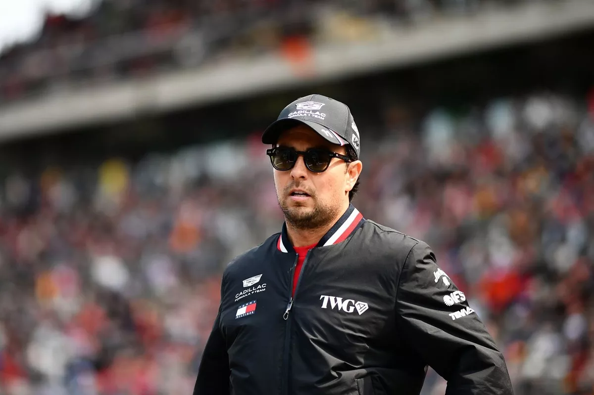 Jolyon Palmer criticised Sergio Perez’s aggressive move on Cadillac team-mate Valtteri Bottas at the Chinese GP, arguing the team should have prioritised collecting data over intra-team risks