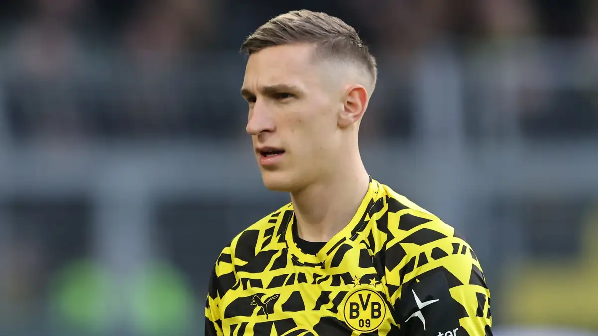 Niko Kovac has jumped to the defense of Nico Schlotterbeck after the defender was forced to debunk "false" reports regarding a contract extension. The Borussia Dortmund boss insists the player has done nothing wrong by clarifying his future amidst intense media speculation.