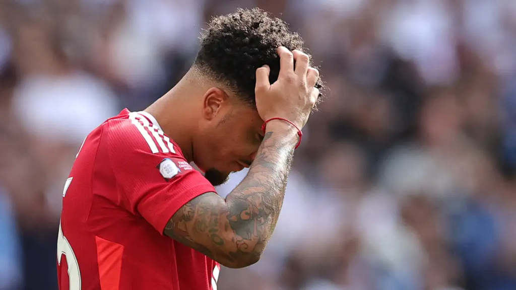 Manchester United are preparing a massive financial reset by offloading five senior stars this summer.