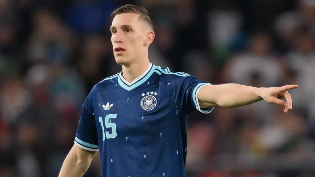 Niko Kovac has jumped to the defense of Nico Schlotterbeck after the defender was forced to debunk "false" reports regarding a contract extension. 